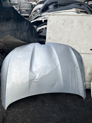 Megane 4 Kaput orjinal düzeltilmeli