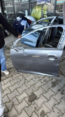 Citroen c3 sol ön kapı
