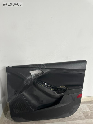 FORD FOCUS 3 SAG ÖN KAPI DÖŞEMESİ F1EB-A23942