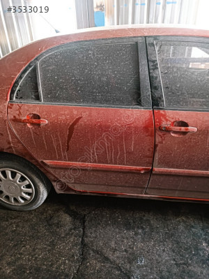 toyota corolla 2001  2006 sag arka kapı
