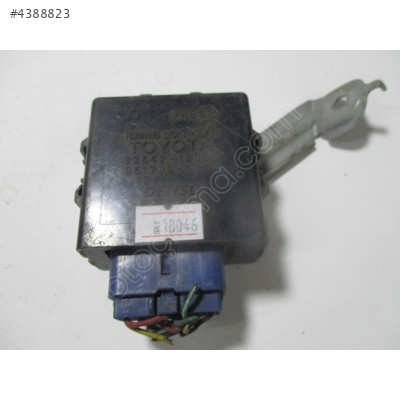 Toyota Carina Işık Rölesi 82642-12050