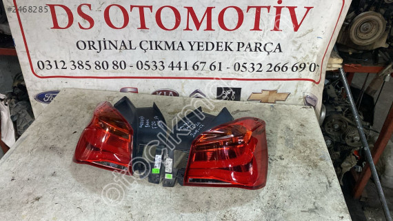 2015-2017 BMW 1 SERİSİ F20 SAĞ-SOL ARKA STOP -DS OTOMOTİV-