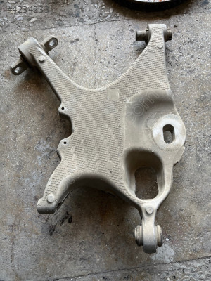 Volvo xc60 sağ arka salıncak xc 60 orjinal çıkma parça