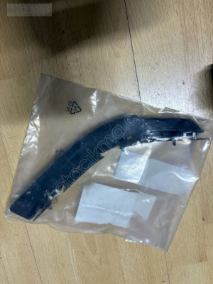 VİTO W447 ÖN TAMPON BRAKETİ SAĞ 4478800712