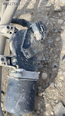 Citroen C3 ön silecek motoru