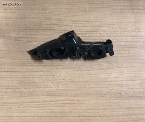 3G0807049 VW PASSAT B8 ÖN TAMPON BRAKETİ SOL