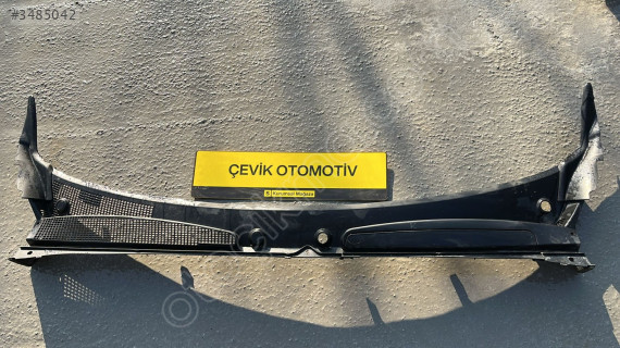 RENAULT KANGOO 3 ÖN CAM IZGARASI ÇEVİK OTO BURSA