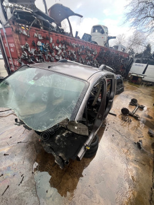 RENAULT KANGOO 3 SOL MARŞPİYEL KESME