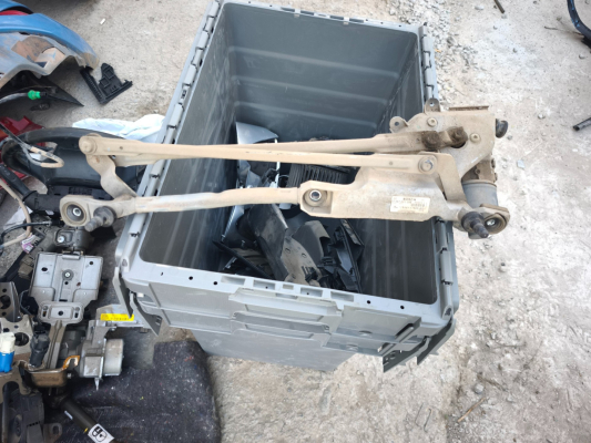 Ford fiesta silecek mekanizması 8A61-17500-AD son olur fiyat