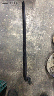 Citreön C4 sağ ön cam çerçevesi