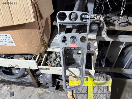 ALFA ROMEO 156 ORTA KONSOL , ALFA ROMEO 156 TEYP ÇERÇEVESİ