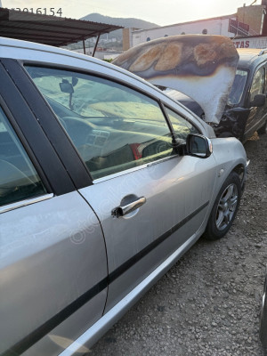 PEUGEOT 307 SAĞ ÖN KAPI