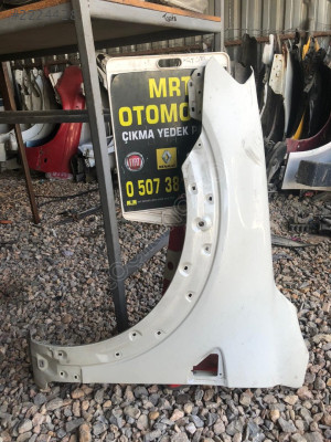 Chevrolet Captiva sol ön çamurluk