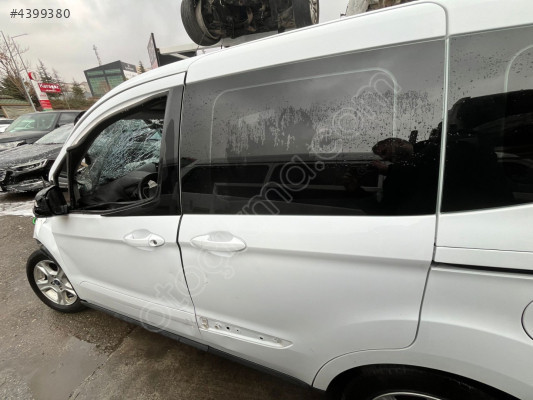 FORD COURİER SOL ARKA KAPI BEYAZ HATASIZ