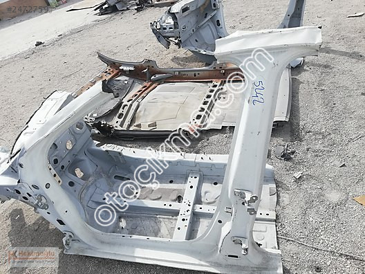 Renault Fluence Sol Ön Şasi Çeyrek Kılıç Sacı Marşpi