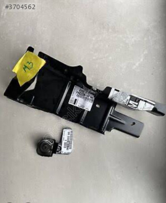 Peugeot 2008 sol ön çamurluk desteği 9834172480