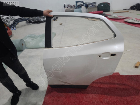 OPEL MOKKA X BEYAZ SOL ARKA KAPI ORJINAL LOKALLİK