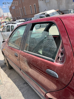 Fiat siena kapı