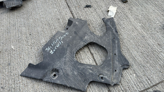 BMW X3 X4 G01 G02 ÖN SOL ÇAMURLUK BAKALİTİ  51767397489