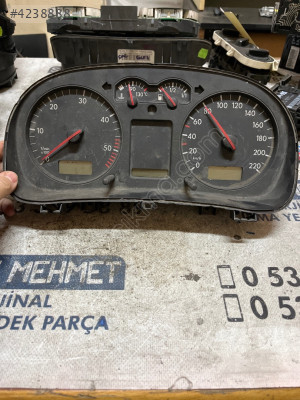 ÇIKMA VW GOLF 4 BORA 1J0919 860C 1J0919860C KİLOMETRE SAATİ