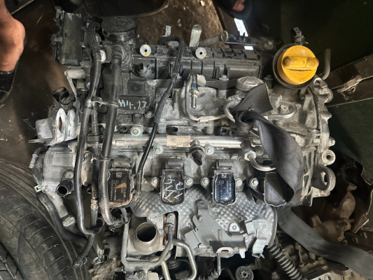 RENAULT MEGANE 4 1.3 TCE KOMPLE MOTOR ÜÇEL OTO ÇIKMA BURSA