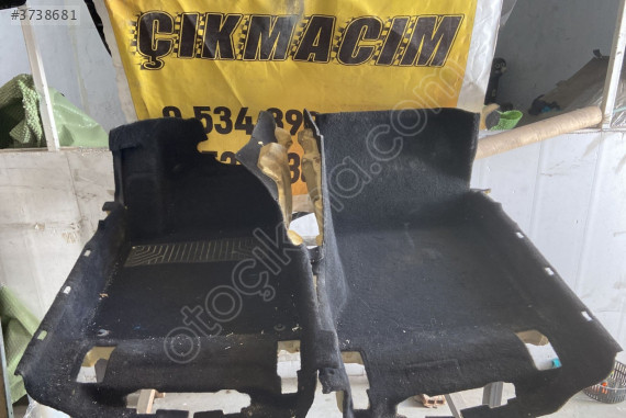 Mercedes w176 ön koltukların zemin kaplamaları