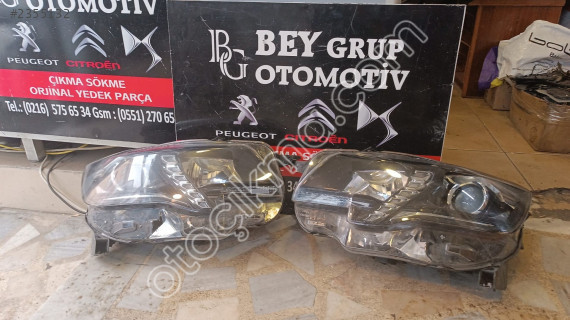 PEUGEOT RİFTER SAĞ SOL FAR ORİJİNAL ÇIKMA PEJO