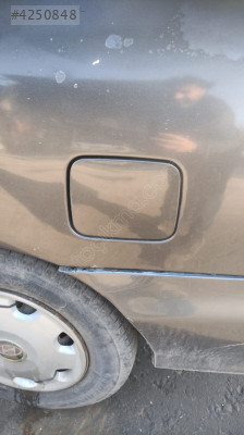 HUYNDAİ ACCENT 99 MOEL DEPO KAPAĞI