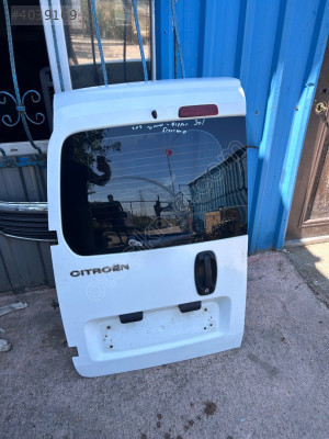 2012 nemo sol bagaj kapağı dolu