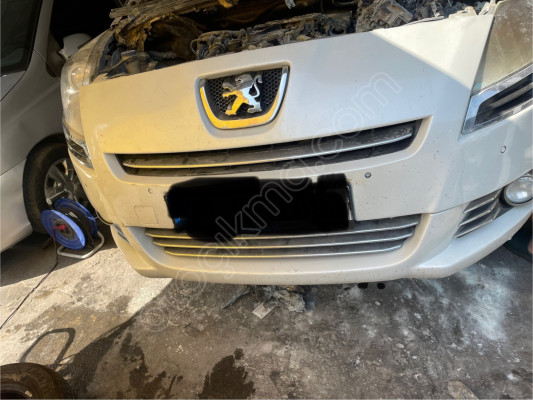 Peugeot 5008 ön tampon