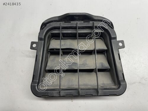 AUDİ A4 BAGAJ HAVALANDIRMA MENFEZİ 8K0819181 8K0819161