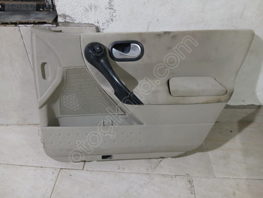 Renault megane 2 sağ kapı döşemesi