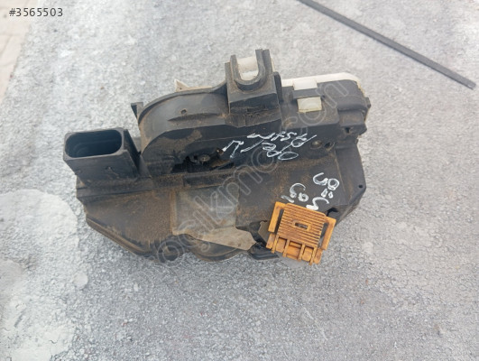 2013 2018  Opel Astra j kasa sağ ön kapı kilidi