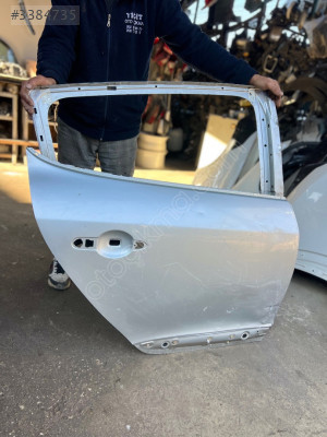 Renault Megane 3 çıkma arka sağ kapı