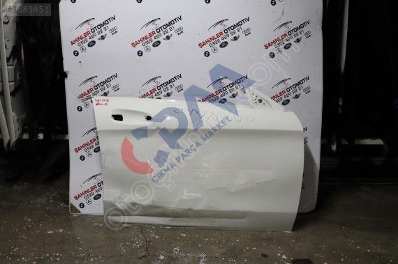 MERCEDES CLA SERİSİ A117 W117 SAĞ ÖN KAPI