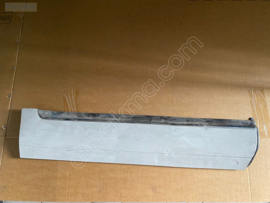 TOUAREG SAĞ ARKA KAPI ÇITASI 7L6839788 ÇAĞRI OTO MASLAK