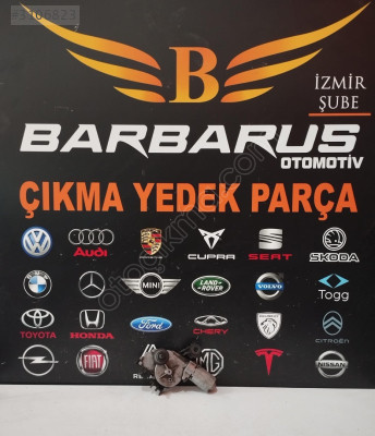VOLKSWAGEN GOLF 5 ARKA SİLECEK MOTORU ÇIKMA