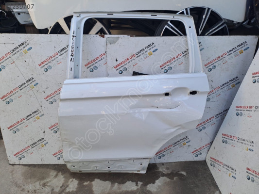 Volksvagen tiguan sol arka kapı çıkma