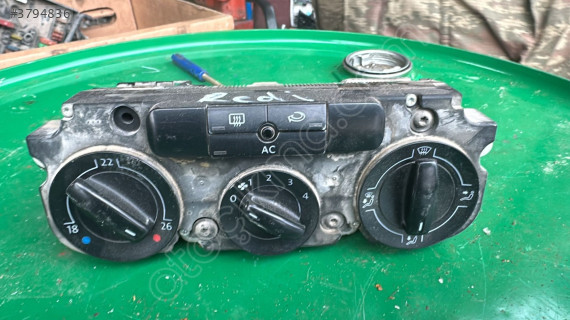 2011 Volkswagen Caddy kalorifer klima paneli 5000
