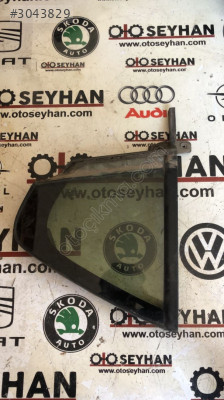 5C6845213 Volkswagen Jetta 2014 sol arka kapı kelebek camı