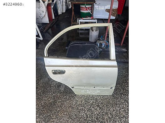 HYUNDAİ ACCENT SAĞ ARKA KAPI ÇIKMA ORJİNAL