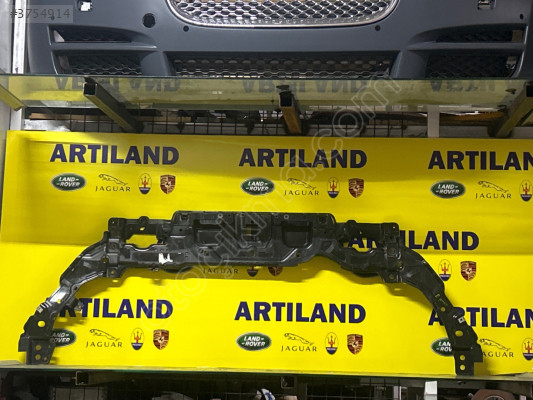 Jaguar e pace ön panel