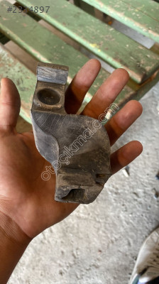 vw passat b7 çamurluk motor kaput arası süngeri sağ
