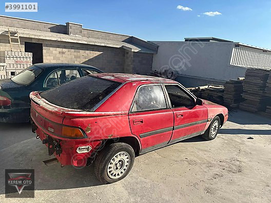 MAZDA 323 SAĞ ARKA KAPI