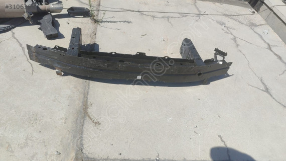 bmw ix ön tampon demiri