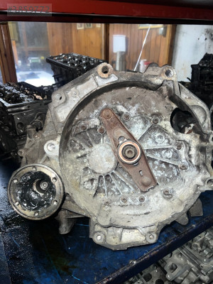 VW GOLF5 1.6 FSİ BLF ÇIKMA ORJİNAL 5 İLERİ MANUEL ŞANZIMAN