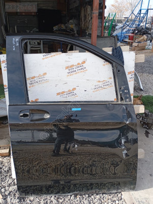 Mercedes Benz Vito a447 14-19 sağ ön kapı çıkma