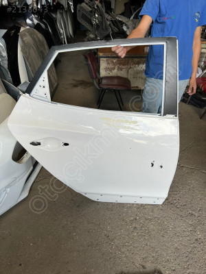 Hyundai ix35 sağ arka kapı Çıkma
