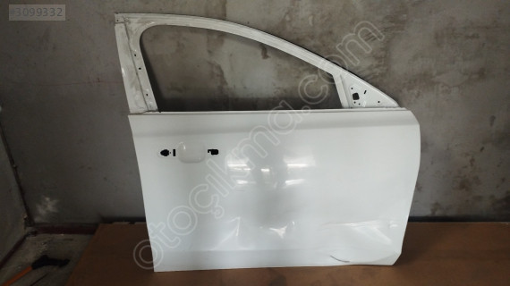 FORD FOCUS 4 SAG ÖN KAPI ÇETİN OTOMOTİV