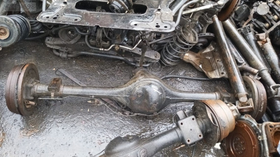 Mazda E 2200 defransiyel